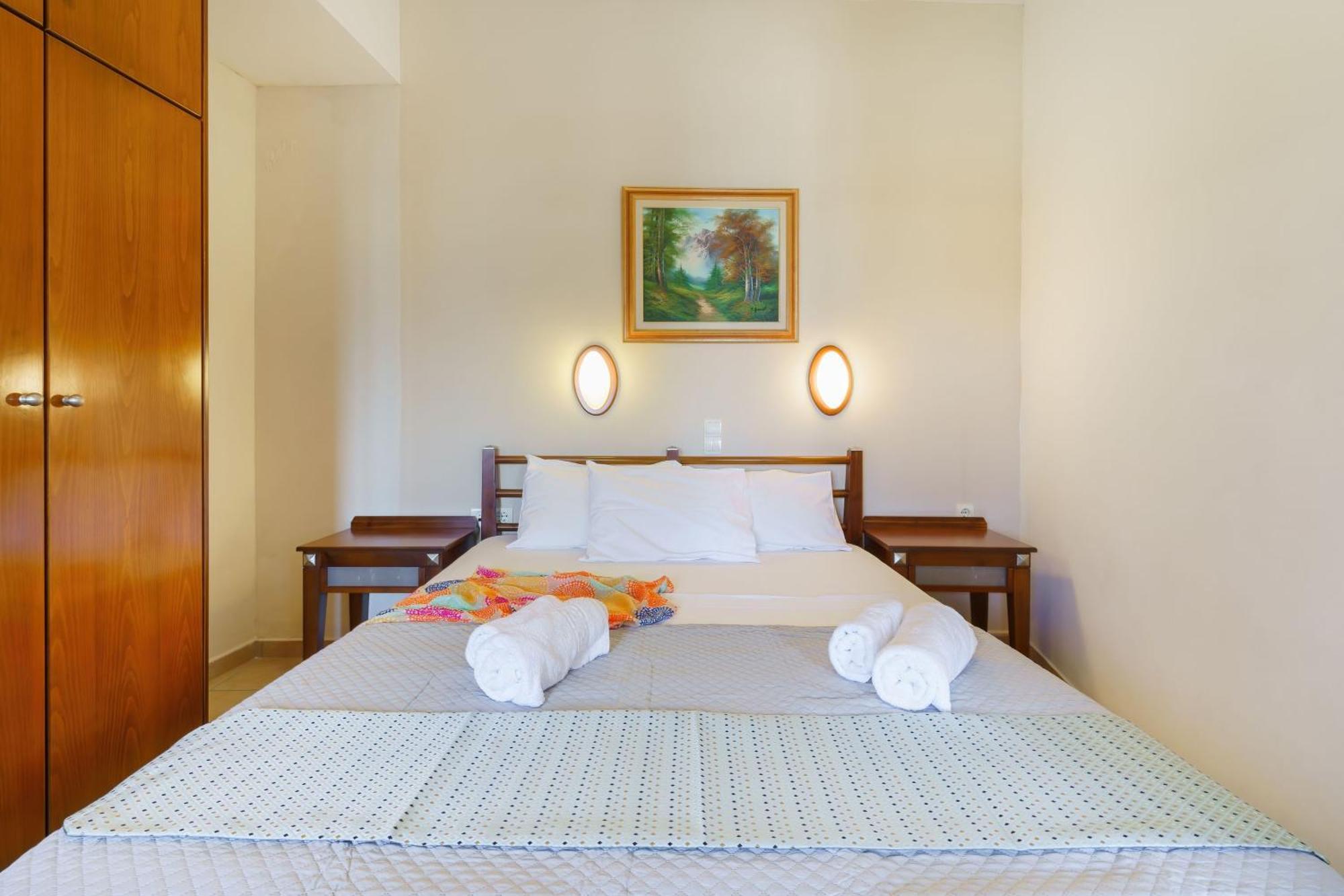 Sunrise Suites & Apartments Kalyves Quarto foto